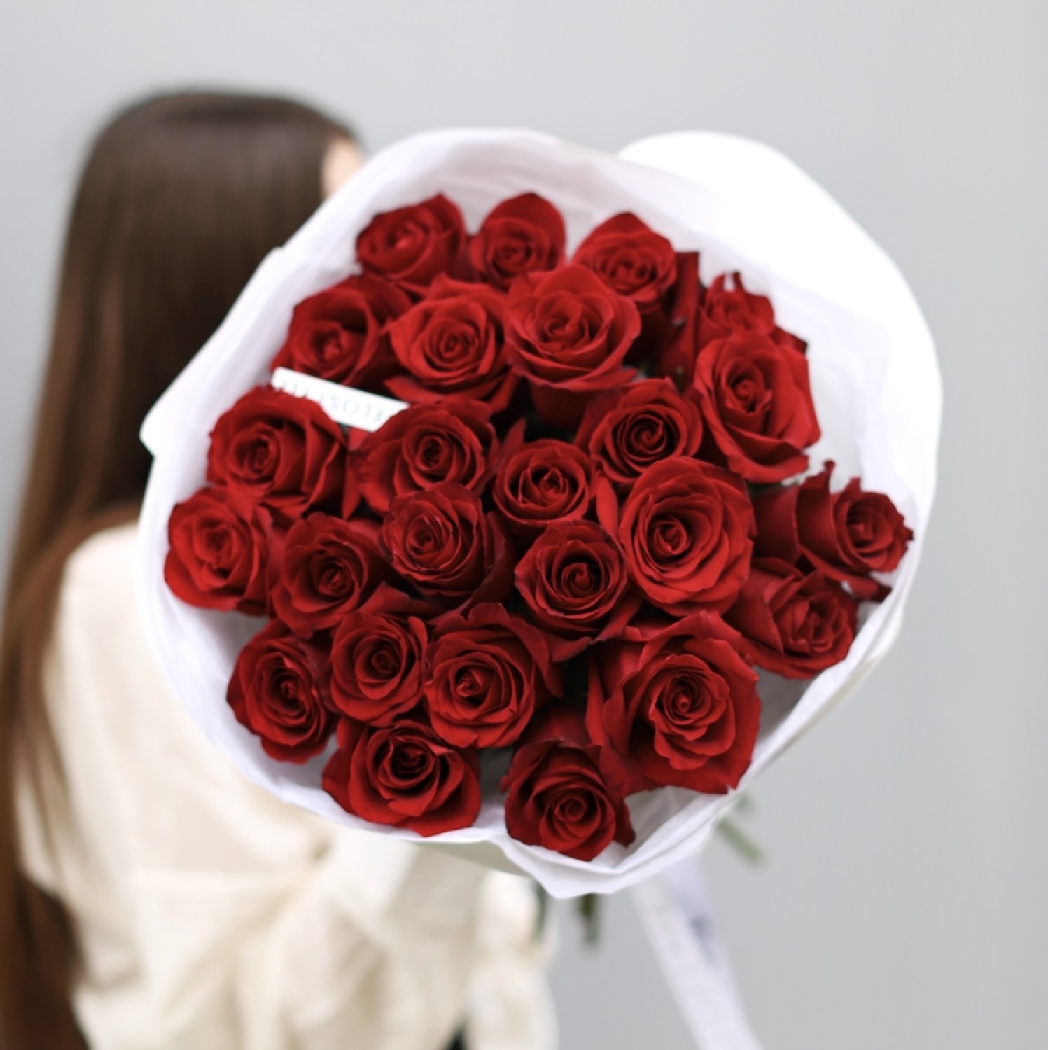 25 krasnyh roz 588